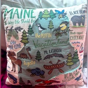 Maine state pillow